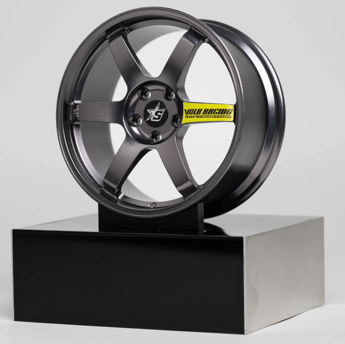 TE39 | Black Edition